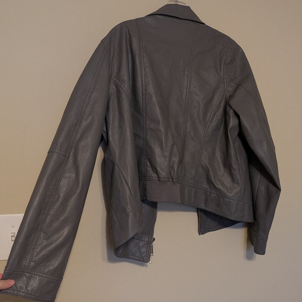 Vintage I.B. Diffusion Grey Grunge Y2K Faux Leather Moto Jacket - Picture 4 of 4